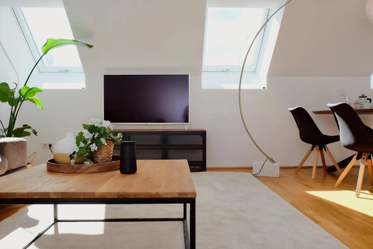 Triple A Apartments Вена 0*,  Австрия