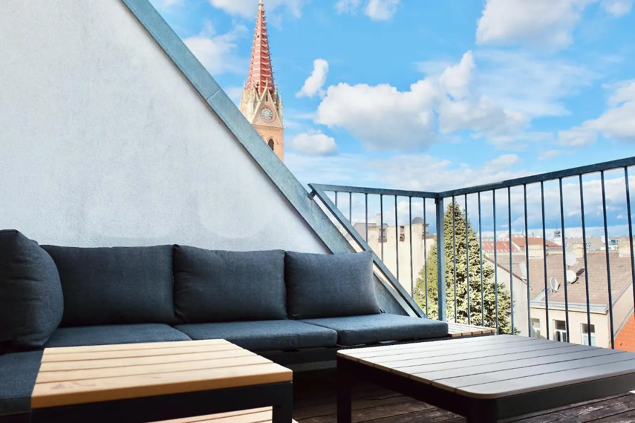 Triple A Apartments Вена Австрия