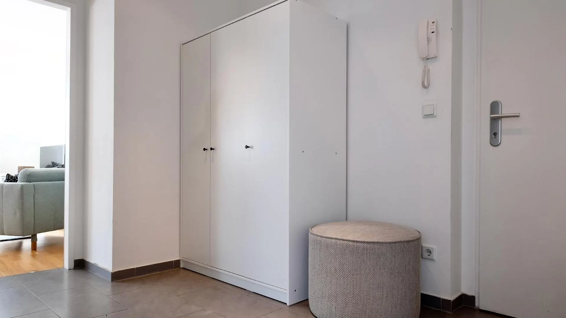 Triple A Apartments Вена