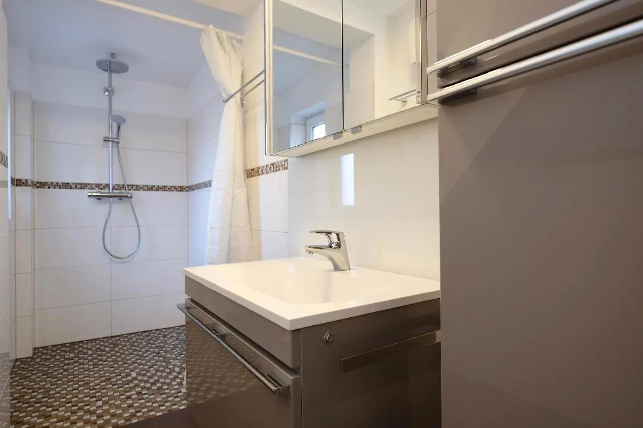 Triple A Apartments Вена Австрия