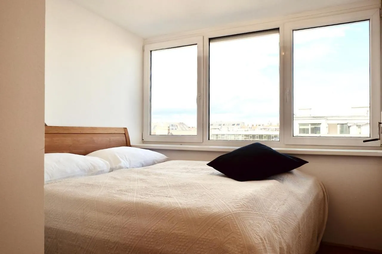 וינה Triple A Apartments